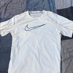 Nike pro short sleeve